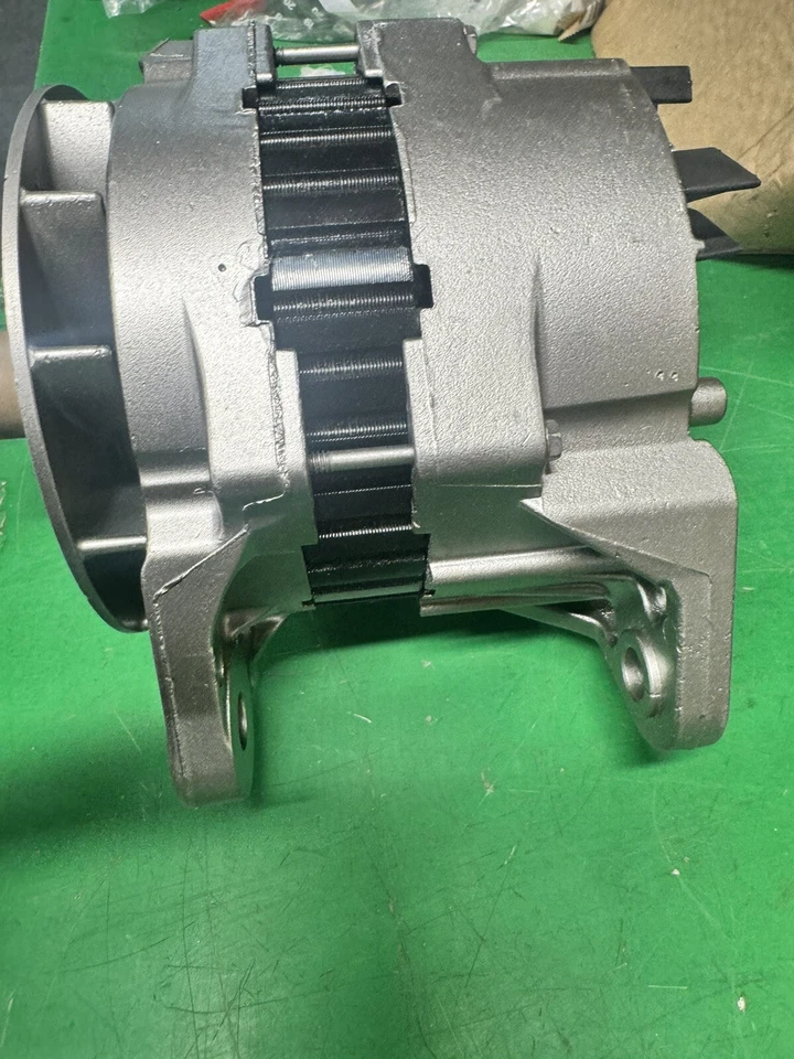 New Alternator For Chevrolet Truck P-Series S7 T5500 T6500 T7500 T8500 TOPKICK Foto 3 de 4