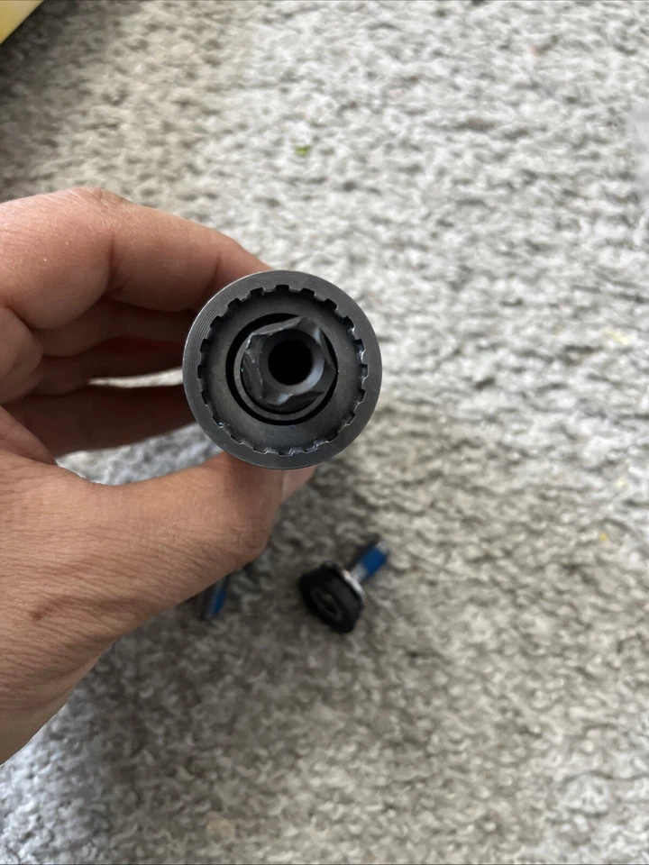 1990 vintage MTB bottom bracket Suntour BSA 129 mm - Image 2 of 4