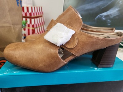 Size 9.5W Women's Slip On Mules Shoes. Light brown 