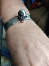One-Eyed Skull Bangle Bracelet Rock Punk Biker Gothic Retro.