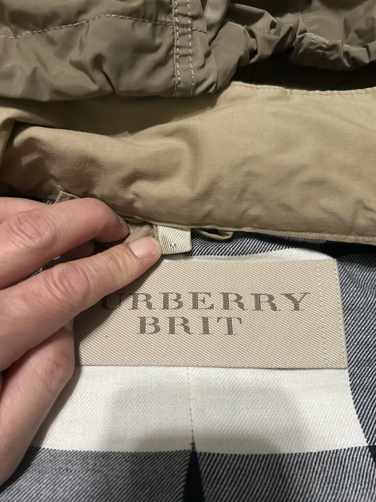 Cappotto giacca uomo Burberry Brit fodera staccabile cappuccio nascosto taglia M