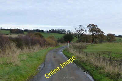 Foto 6x4 Auf dem Weg nach Longhorsley Weldon \/NZ1398 Linden Hill Head Farm c2013