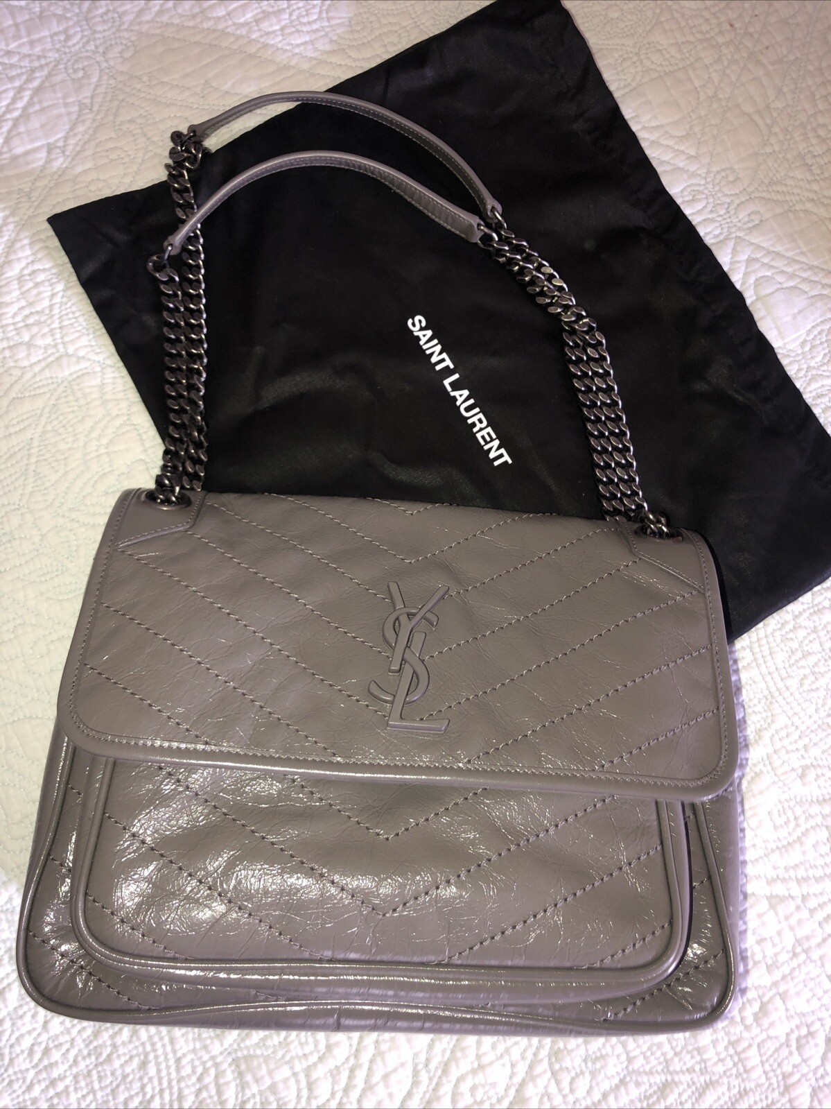 SAINT LAURENT Borsa a mano YSL NIKI catena pelle grigio nebbia nuova con etichetta