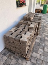 Knochensteine / Pflastersteine f&uuml;r Au&szlig;en- oder Gartenbereich