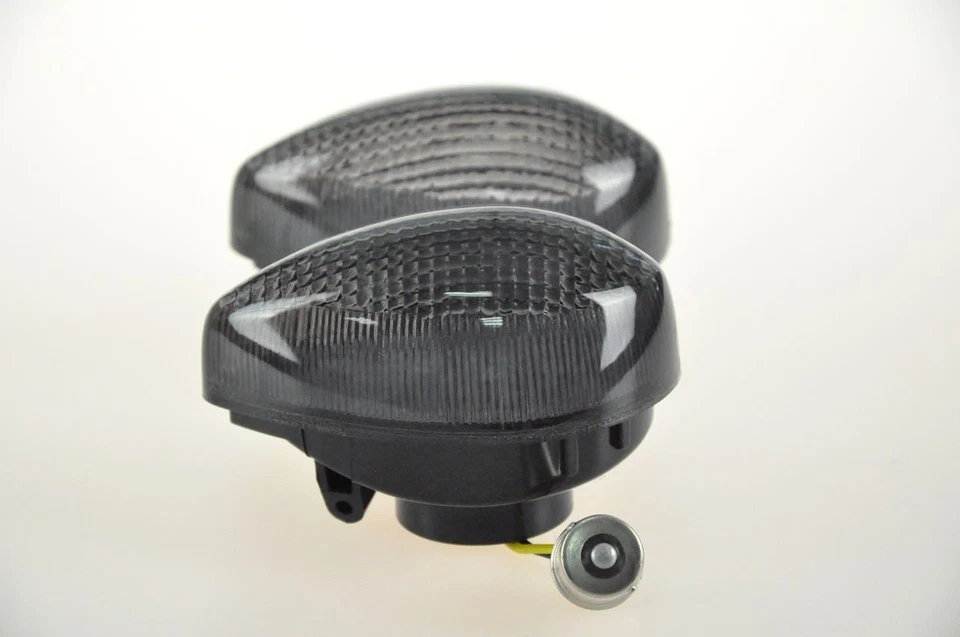 Señal de giro LED compatible con Yamaha R1 R3 R6 FZ6/R FZ1/8 FZ07/09 MT07/09 XSR700/900 humo Foto 3 de 4