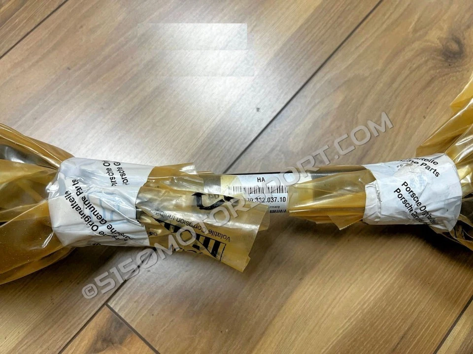 Conjunto de eje trasero L o R genuino Porsche 911 Turbo (86-89) 93033203710 Foto 2 de 2