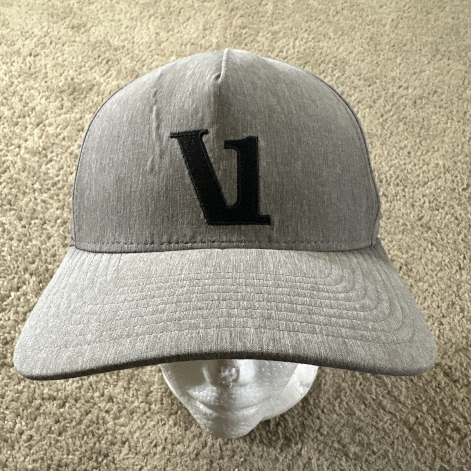 vuori hat cap snapback magnitude v logo heathered 