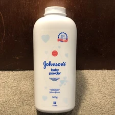 EXP 9/25 - Johnson's Baby Powder Silky Soft Skin W/ Talc, 17.6oz (500g)