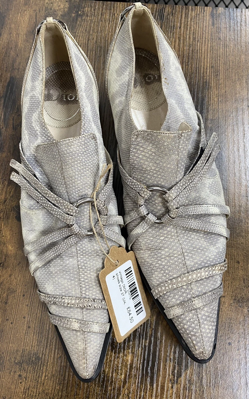 chaussures DIOR authentiques bout pointu taille 37 (UK 4) superbes