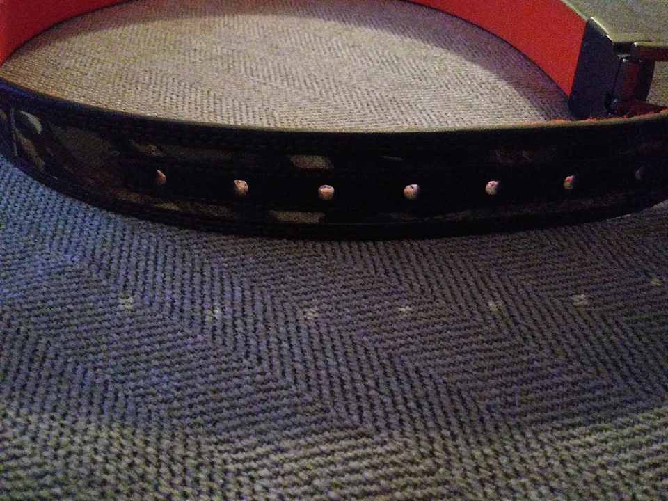 Cinturón de camuflaje RealTree para hombre/borde de cuero bronceado talla 30-32 Foto 2 de 3