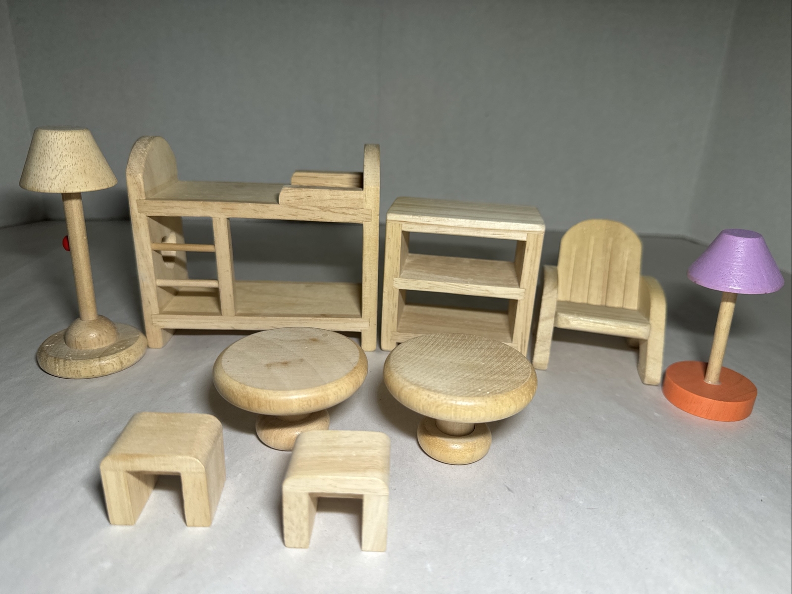 Ryan’s Room Dollhouse 9 Piece Set Of Living Room And Bedroom Furniture