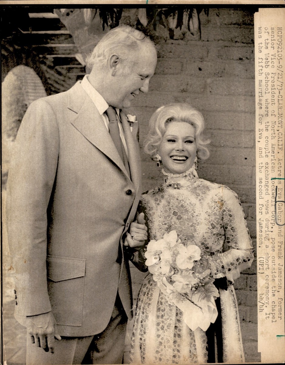 LD348 1973 Oversize Wire Photo ACTRESS EVA GABOR WEDS FRANK