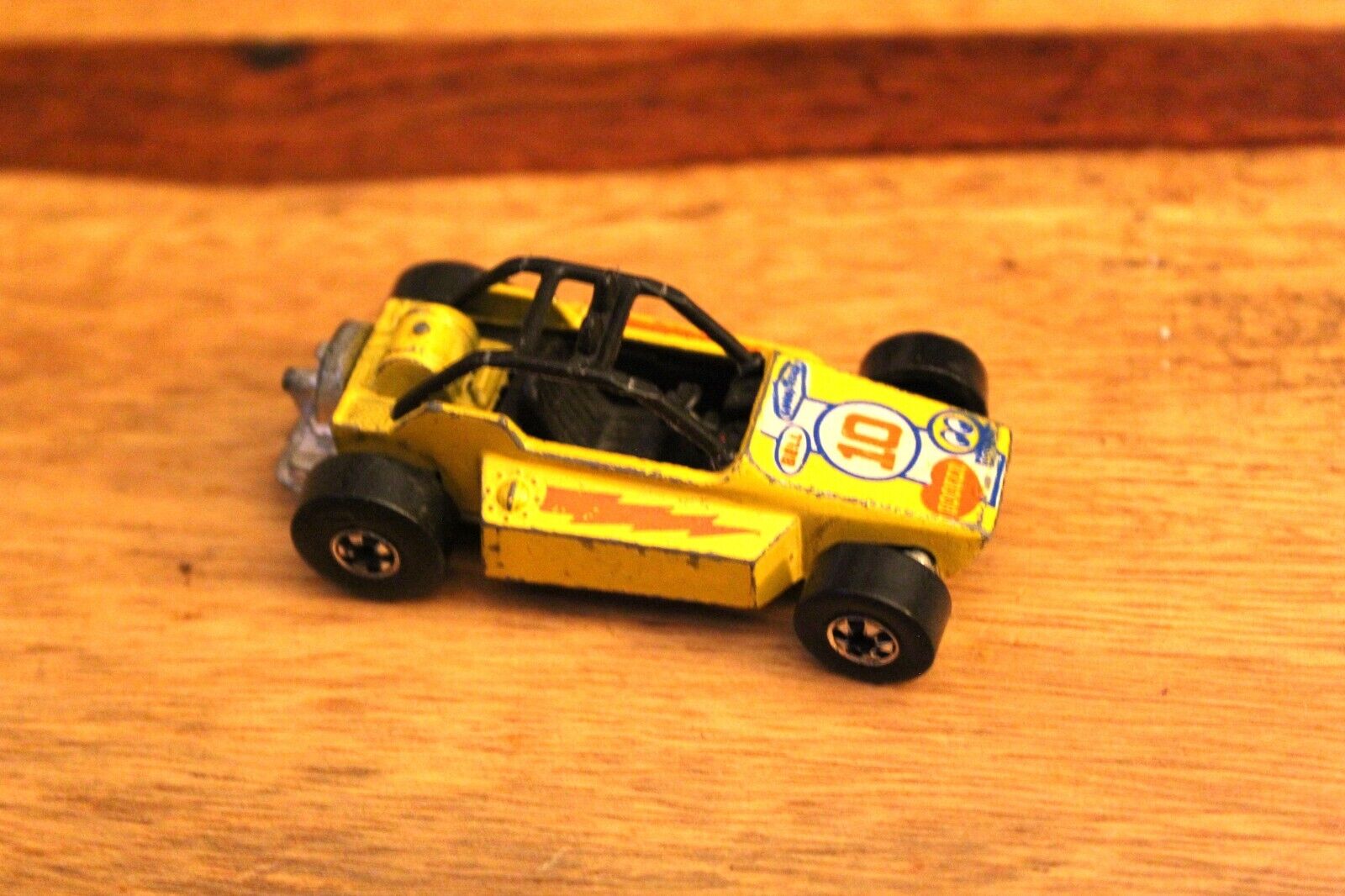 Foto 1 di 6