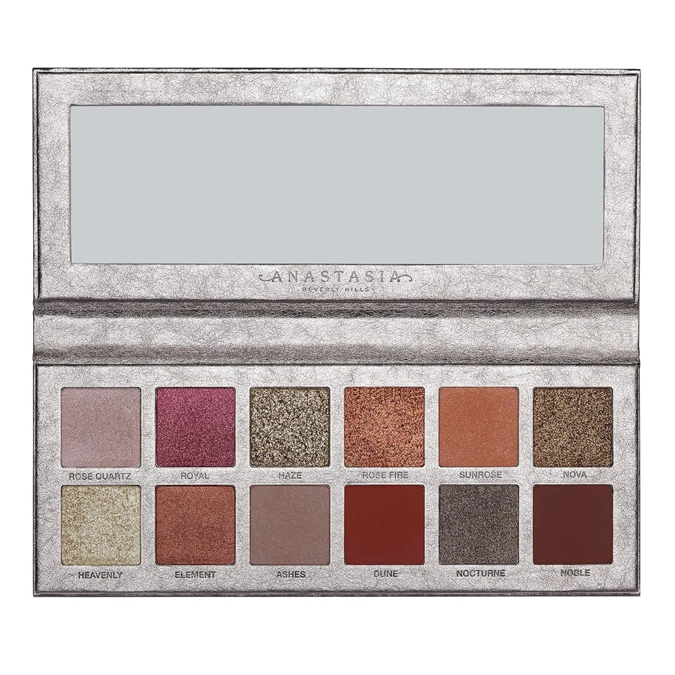 Sleek Rose Metal Palette: Perfect for All Skin Tones - Image 3 of 4