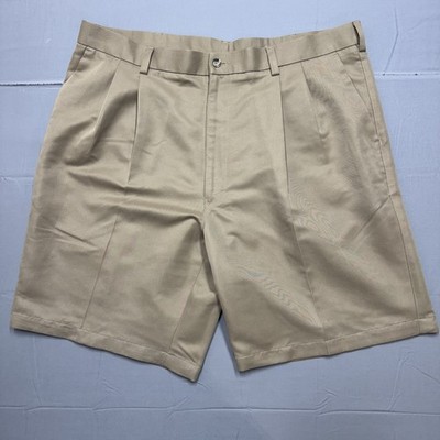Roundtree & Yorke Men's Easy Care Pleated Polyester Shorts Sz 40 Tan Khaki Golf