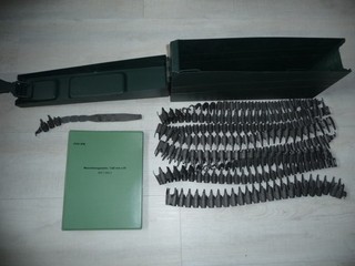 Patronenkasten Gurtkasten MG mit 5 Gurten PDV 918 Polizei BGS BW
