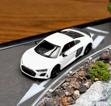 Masdi 1:64 Scale White 2022 R8 V10 Coupe Racing Sports Diecast Display Gift