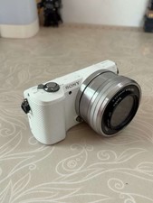 Sony Alpha A5000 Mirrorless Camera 20.1 MP with PZ 16-50mm Lens with Accessories