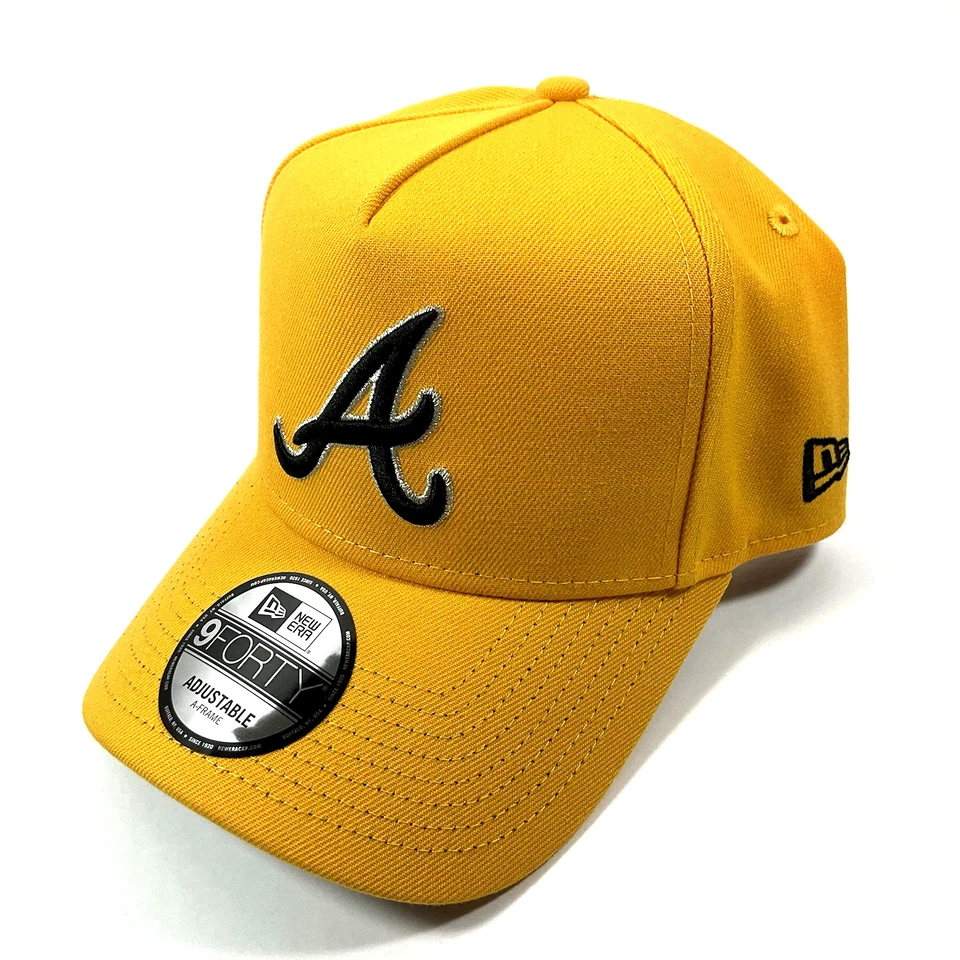 Gorra New Era Atlanta Braves Exclusiva Amarilla Negra 9FORTY Marco A Snapback Foto 3 de 4
