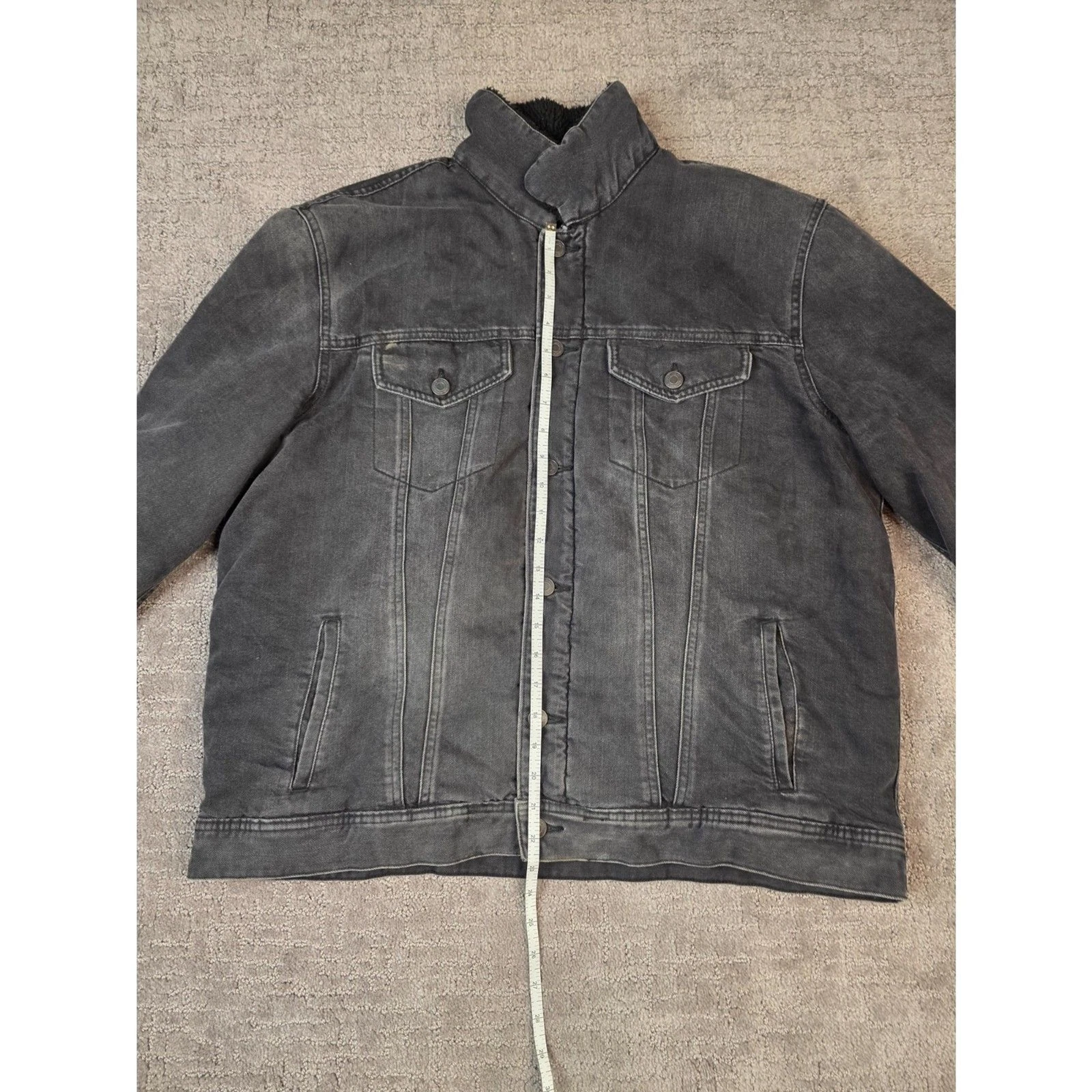 Old Navy Black Wash Sherpa Lined Denim Trucker Jacket Size XL - product detail image 3