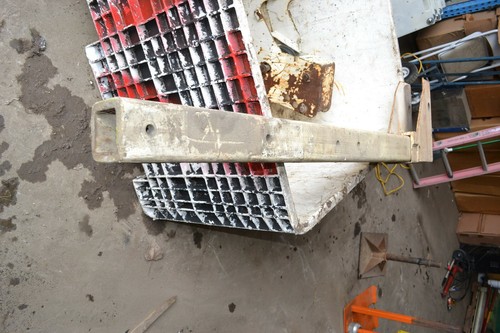 Altec Jib  Material Handling Jib  Position Bolt On SQUARE 