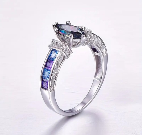 Boutique Solitaire Blue Promise Ring Silver Plated Band Size 8 NEW ⭐️ - Picture 3 of 3
