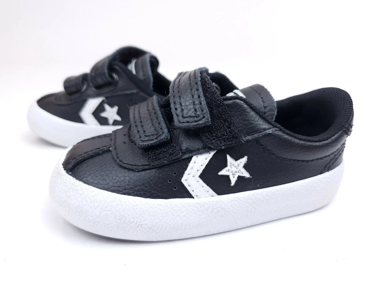 Black leather 2024 converse size 4