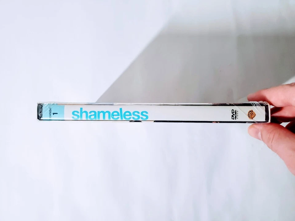 Shameless The Complete First Season 1 DVD WB William H. Macy Rossum New Sealed - Image 4 of 4