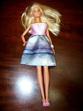2015 Mattel Barbie Model Blonde Barbie Collection 11 1/2" Doll - EUC
