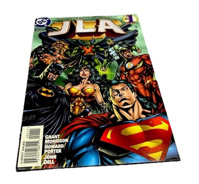 JLA #1 DC Comics Grant Morrison 1997 Batman Superman Wonder Woman - VF/NM