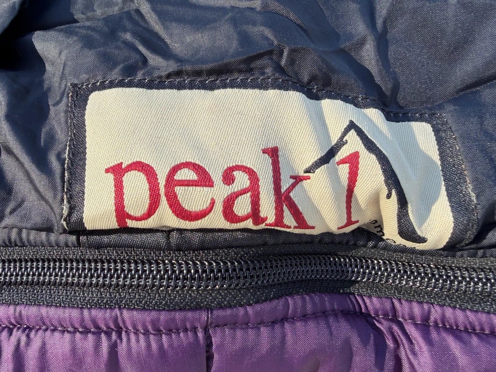 Vintage Coleman Peak 1 Quasar 0° -10° Sleeping Bag Regular w/ Compression Sack
Opens in a new window