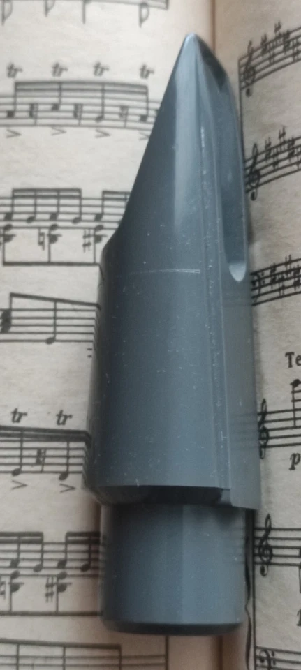 Rico (metalita), 120", boquilla tenor-saxofón. Foto 4 de 4