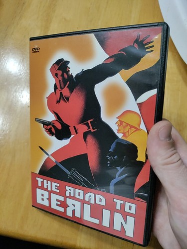 Der Weg nach Berlin DVD 2002 World at War Militär Dokumentarfilm - GEBRAUCHT GUT