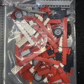 Vintage LEGO 8375 Racers: Ferrari F1 Pit Set 100% Complete Set w/ Manual 2004