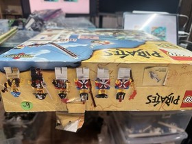 LEGO Pirates: 6242 Soldiers' Fort, 100% Complete with Box & Instructions