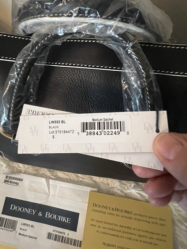Bolso mediano florentino negro LW553 BL Dooney & Bourke nuevo con etiquetas - Imagen 7 de 16