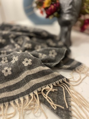 PREMIUM large Hamilton Floral scarf Shawl With fringe 65x25