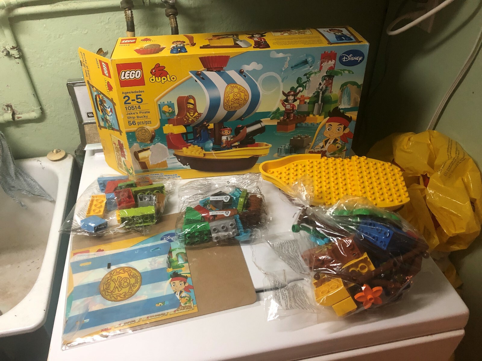 duplo jake's pirate ship bucky