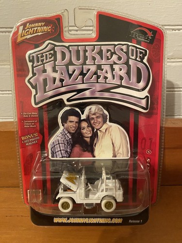 2 Johnny Lightning Dukes Of Hazzard Daisy's CJ-5 Jeep White Lightning - Picture 1 of 4