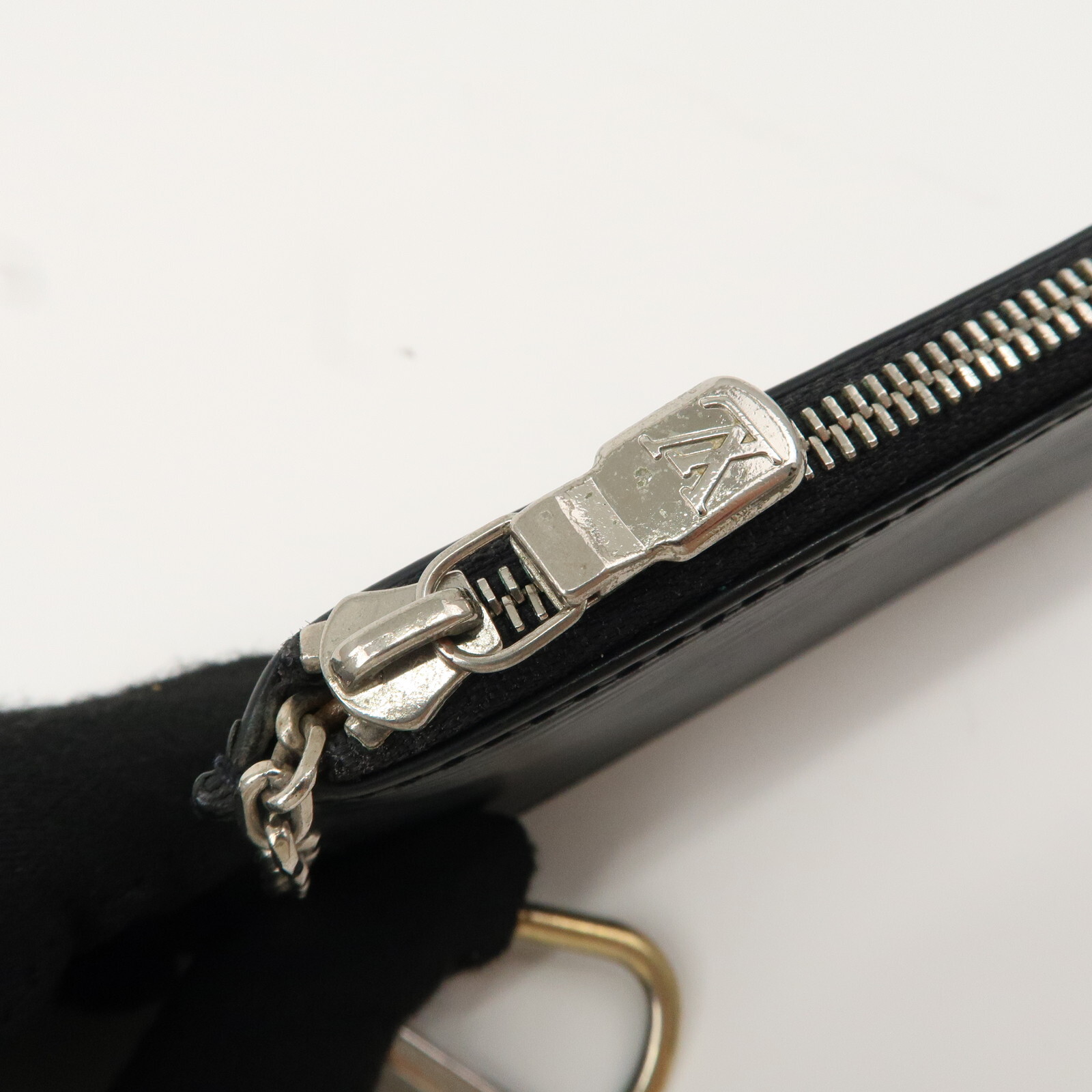 Louis Vuitton Epi Pochette Cles Coin Case Black Noir M63802 Auth Used