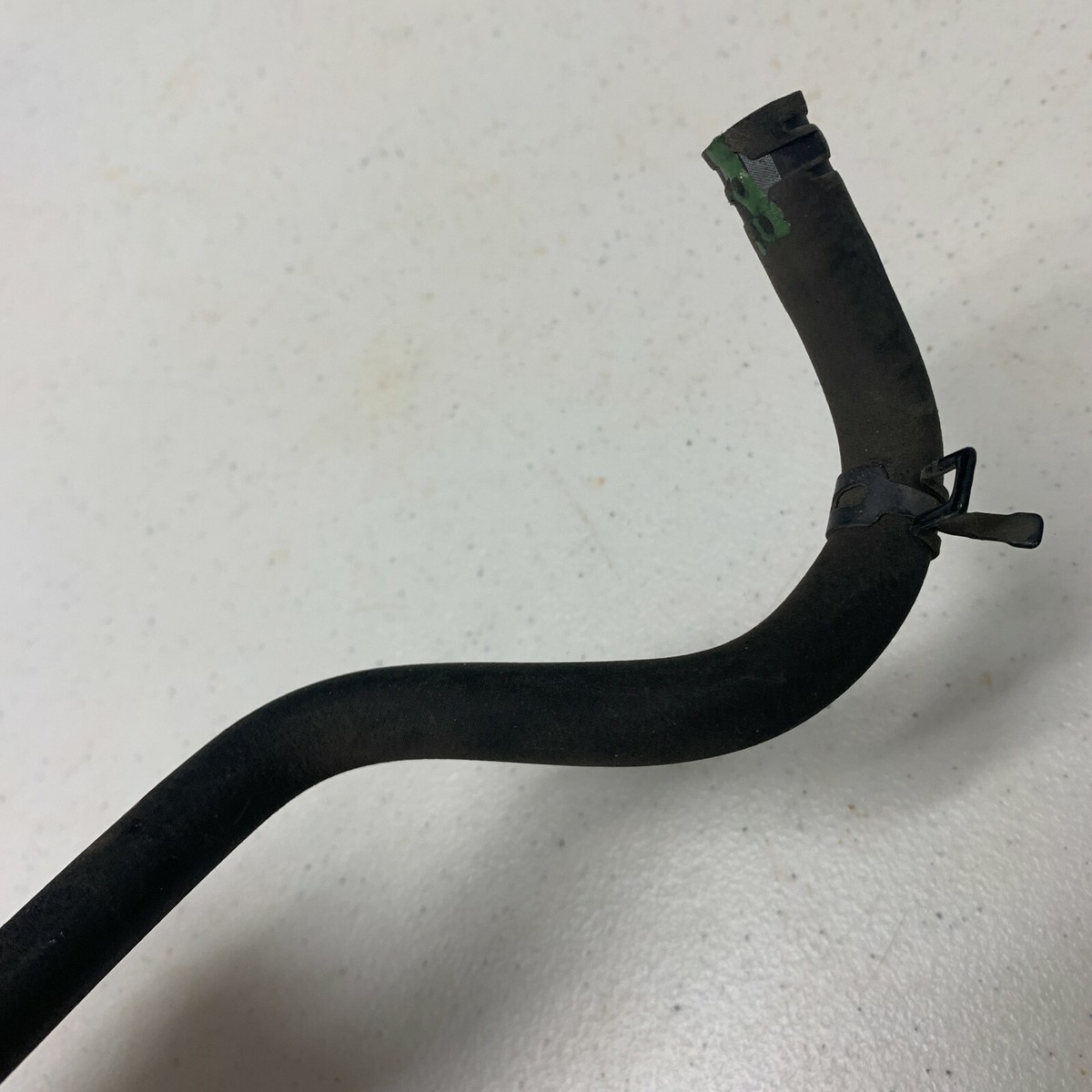 なあこん 23826 23827 0A020 Toyota SIENNA fuel vapor hose feed valve 77739