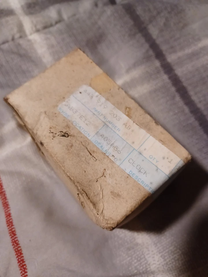 Reloj digital Audi 100 200 Quattro VW 89-91 443919203AB NUEVO EN CAJA NOS descontinuado  Foto 3 de 3