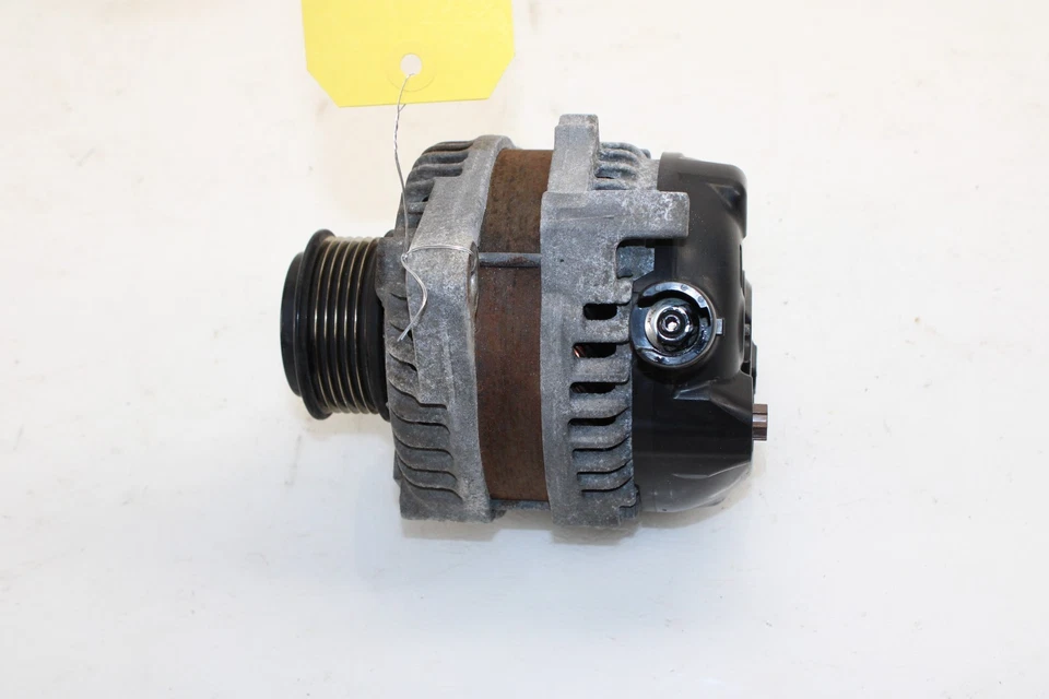 Alternador Acura TLX 2015-2020 3,5 L TN104211-8390 OEM NJ42 Foto 2 de 4