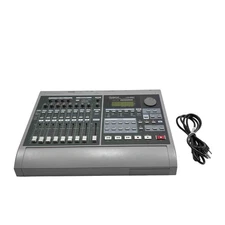 Roland VS-880 Digital Studio Workstation