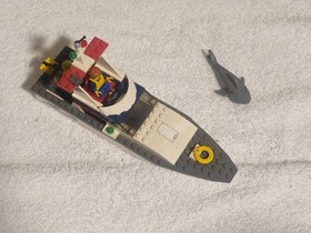 LEGO CITY: Fishing Boat (4642) Used (100% Complete) No Box (missing fish pole)