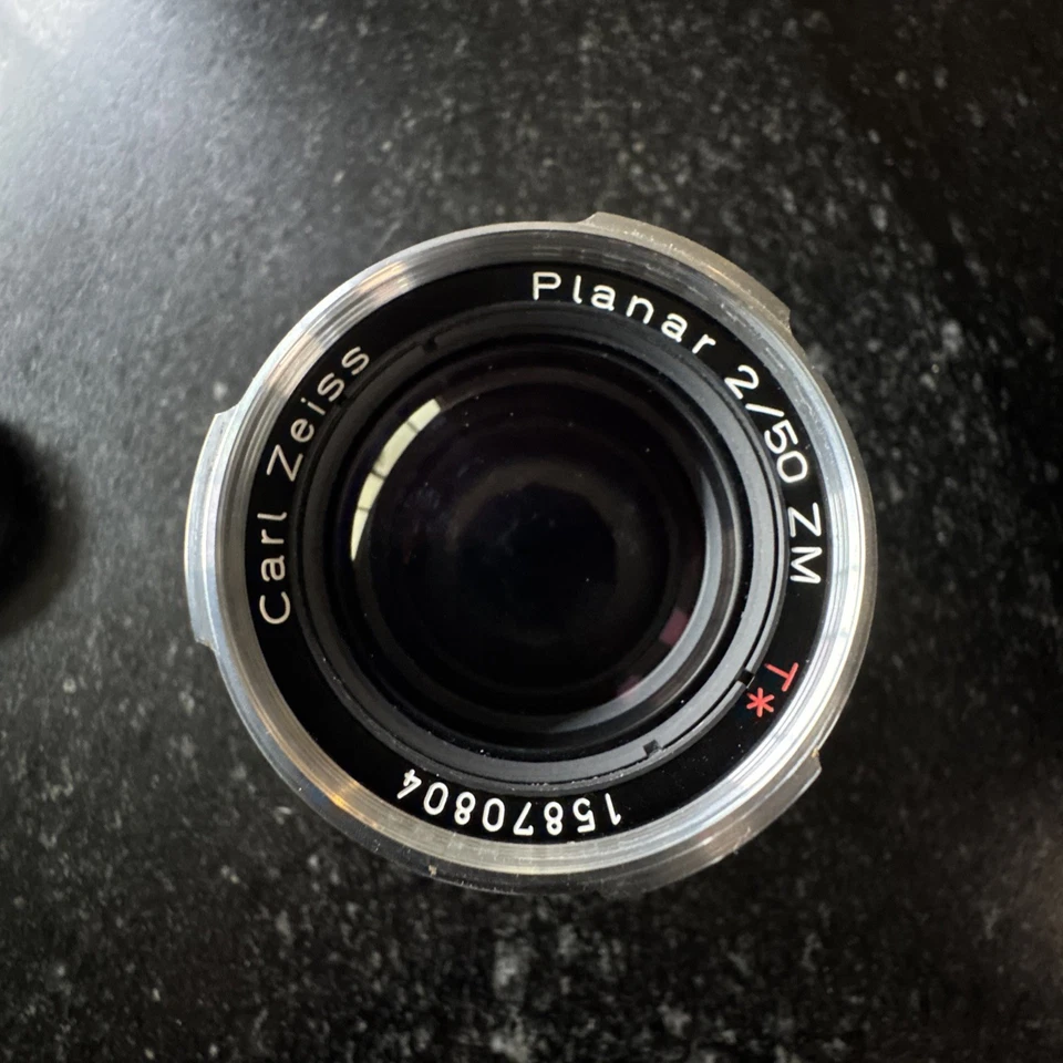 Zeiss Planar T 50mm F2 ZM Mount Manual Focus Lens Silver - Image 2 of 4