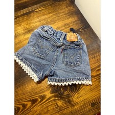 Levi's Girlfriend Lace Trim Denim Shorts Girls Size 6