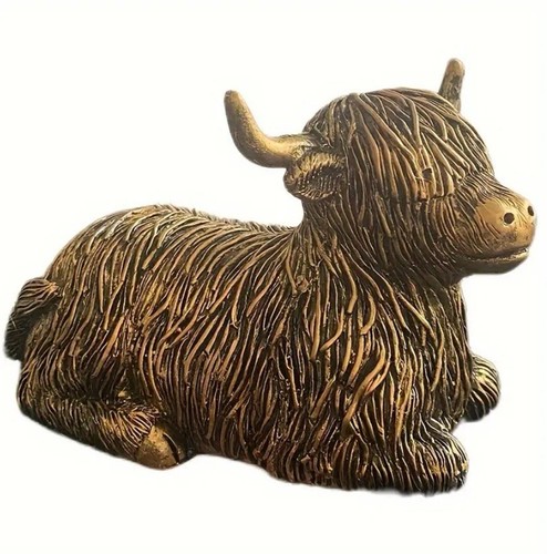 Highland Cow Resin Decorative Ornament Cute Animal Figure Sculpture Statue - Picture 1 of 1