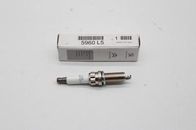 Peugeot / Citroen Spark Plug 5960L5 NGK ILZKBR7B8DG NEW NOS NEW