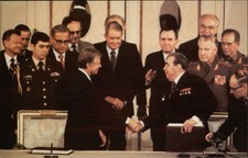 Vienna Austria President Carter & Soviet Leonid Brezhnev Salt II 1979 postcard